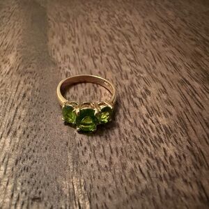 Elegant Green Gemstone Fashion Ring Size 6